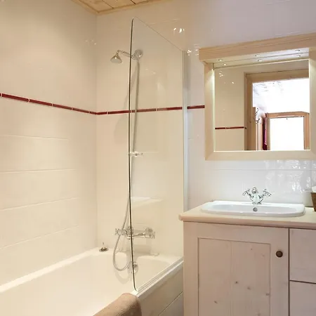 木屋 利阿仁特莱斯小木屋 霞慕尼