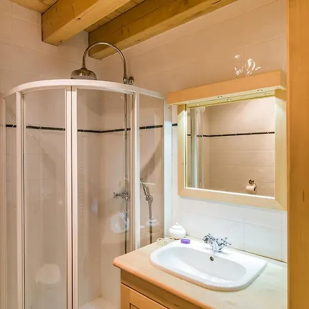 Chalet Les Des Liarets